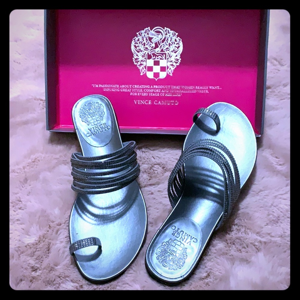 Vince Camuto VC-Eriantha sandals